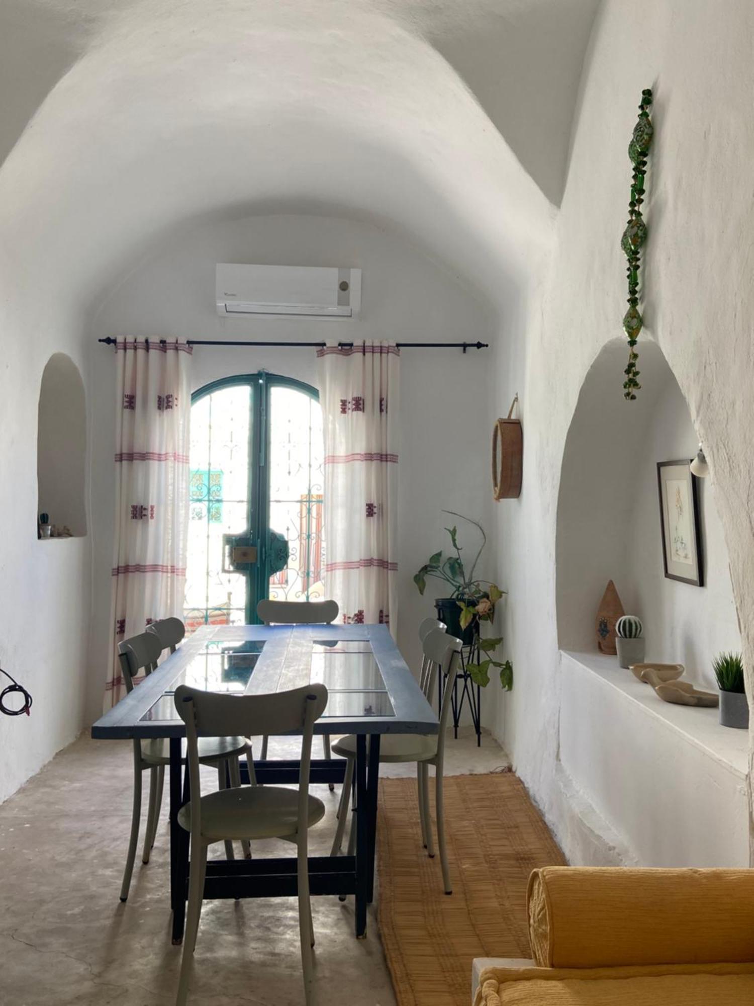 Dar Lily Bed and Breakfast Erriadh Exteriör bild